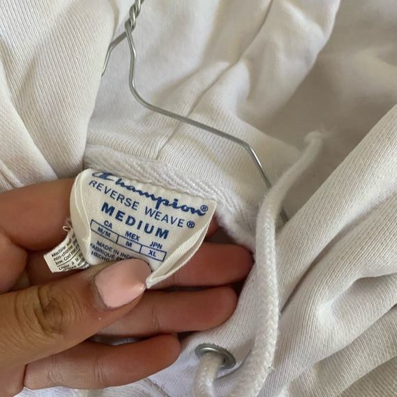 Champion women’s white reverse weave sweatshirt hoodie, GUC - Picture 4 of 5